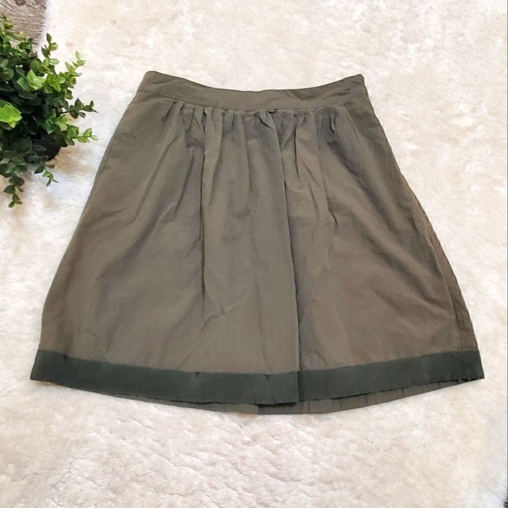 Banana Republic Army Green Front-Pleated Cotton Skirt, Size 2